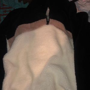 Fuzzy 1/4 zip jacket